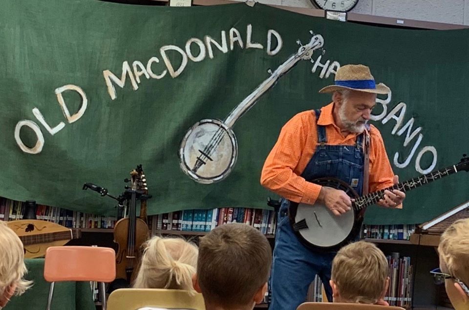 Old MacDonald playing live